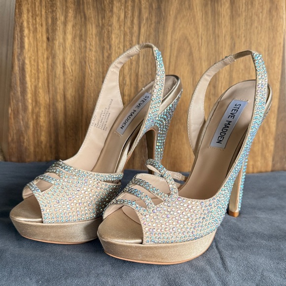 Steve Madden Gold and Blue Embellished Palazzo Women's Heels - Picture 1 of 11